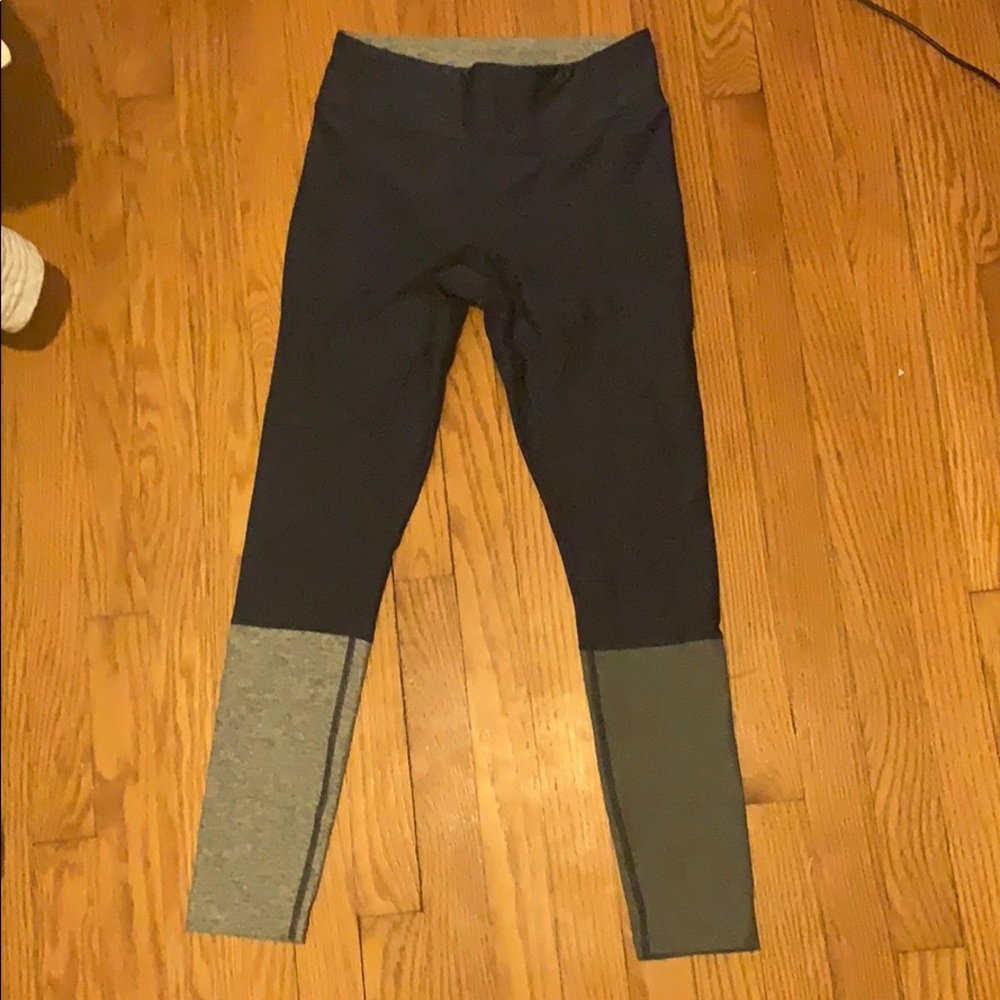 Outdoor Voices leggings